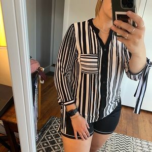 L Stretchy Blouse, Striped B&W